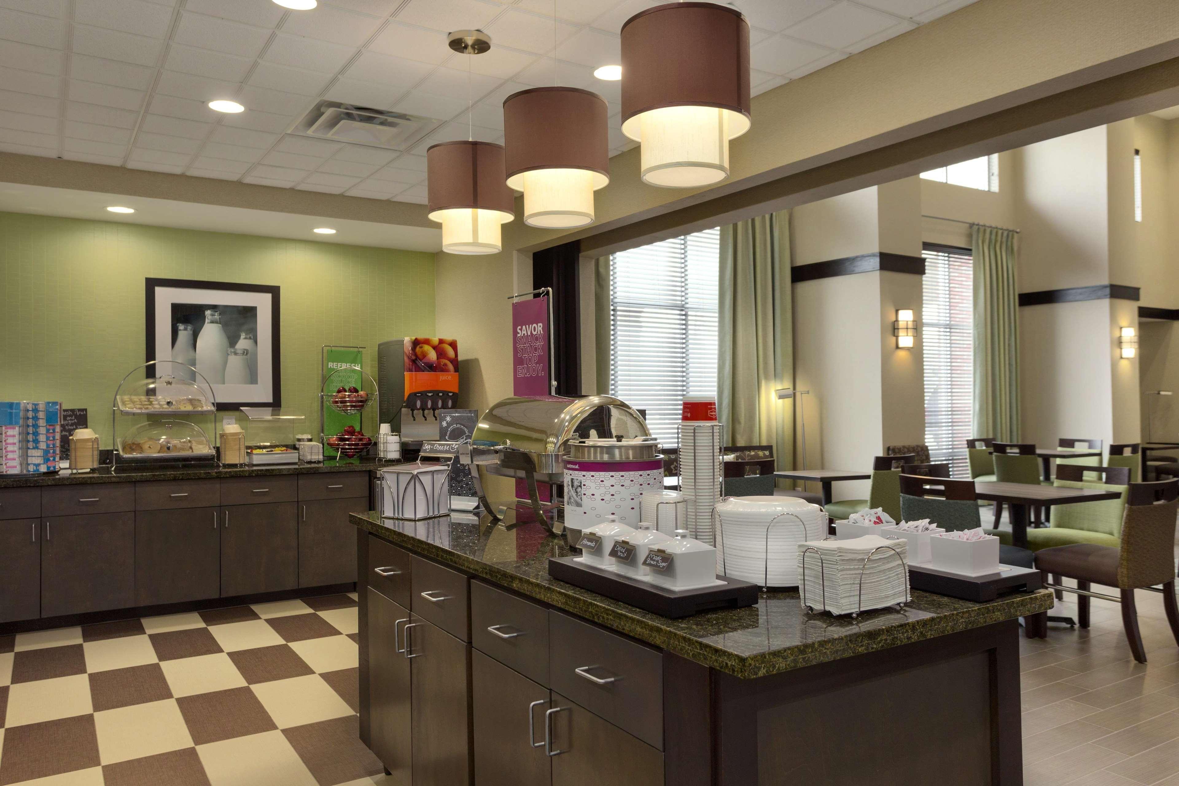 Hampton Inn And Suites Parkersburg Downtown Eksteriør bilde