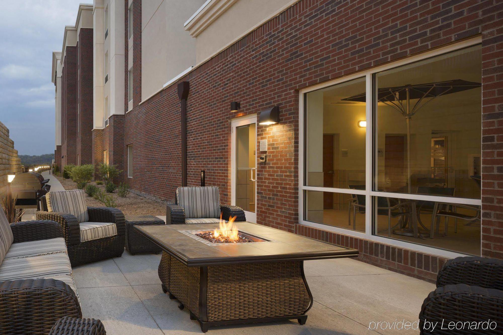 Hampton Inn And Suites Parkersburg Downtown Eksteriør bilde