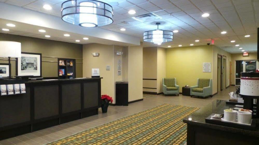 Hampton Inn And Suites Parkersburg Downtown Eksteriør bilde